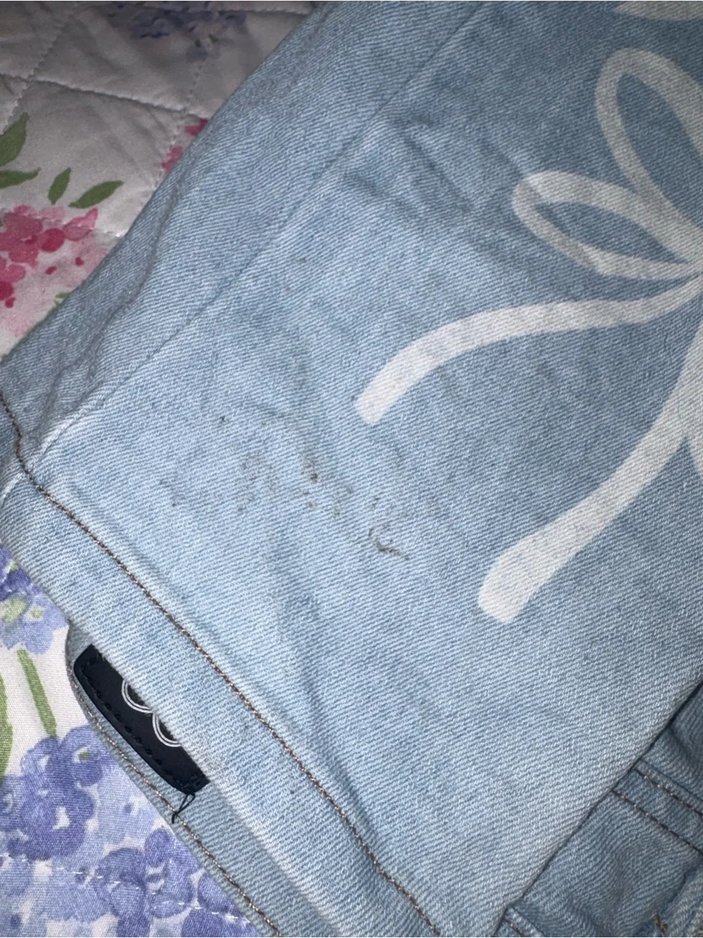 Velvet Light Blue Wide-Leg Jeans with White Bow Motif